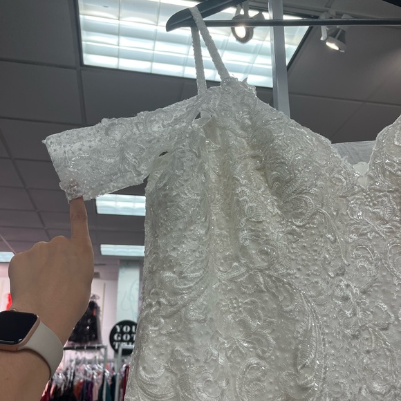 Sydney’s Closet Plus Size Mermaid Bridal Gown - Picture 4 of 12